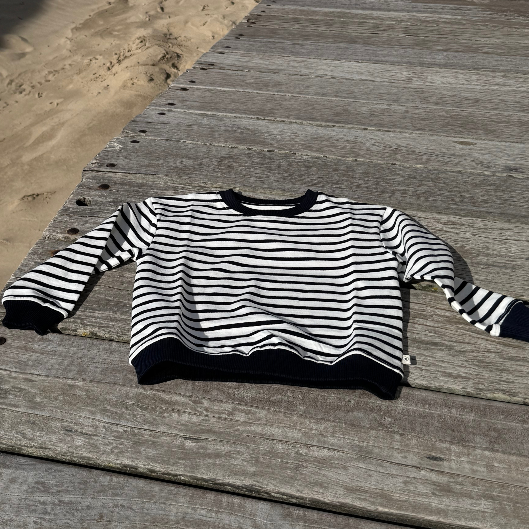 Sweatshirt "Caspar" in offwhite marine